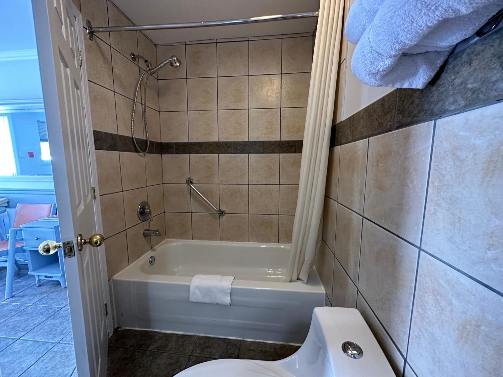 Motel Le Refuge Sherbrooke Eksteriør billede