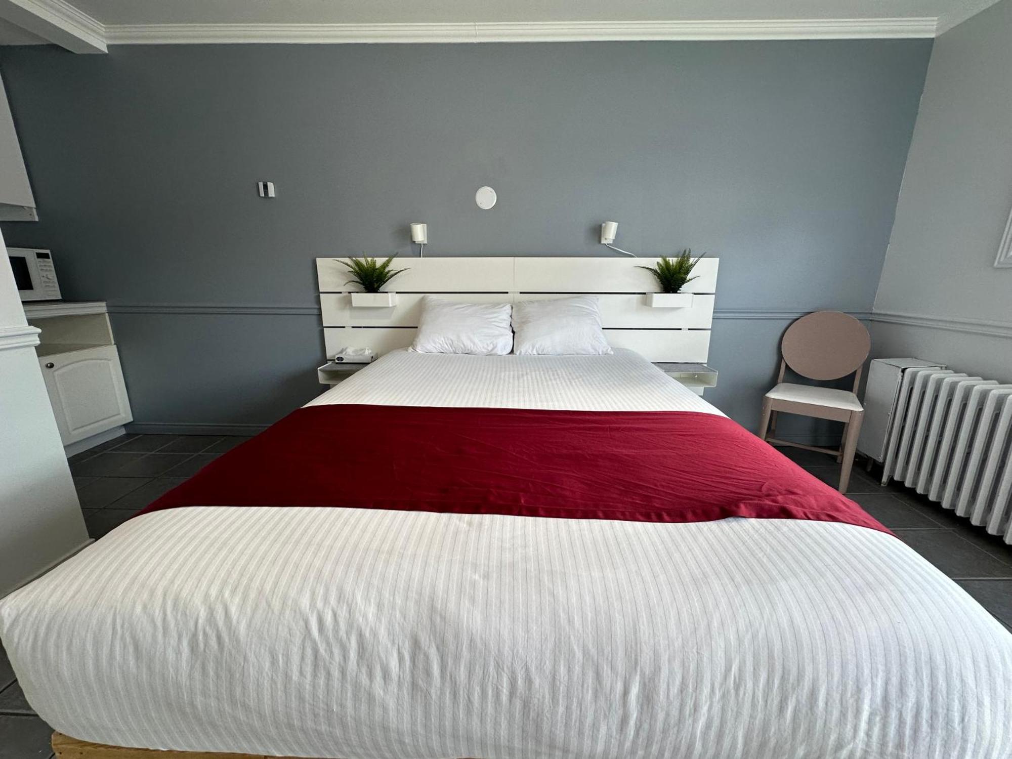 Motel Le Refuge Sherbrooke Eksteriør billede